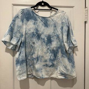 American Eagle Tie Dye Short Sleeve Blouse